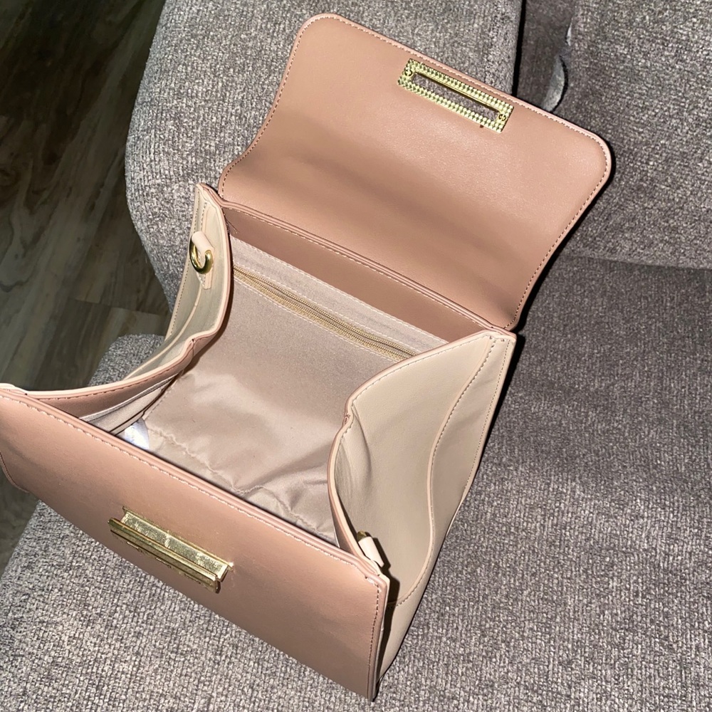 Handbag - Picture 5 of 6